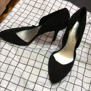 Christian Siriano black pointy heel